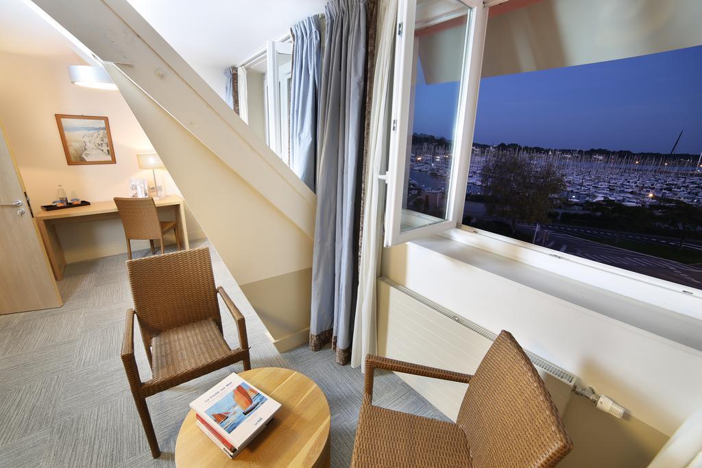 Trinite Hotel La Trinité-sur-Mer Esterno foto