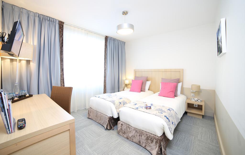 Trinite Hotel La Trinité-sur-Mer Esterno foto