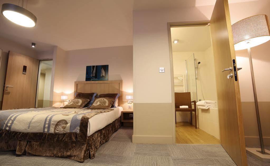 Trinite Hotel La Trinité-sur-Mer Esterno foto